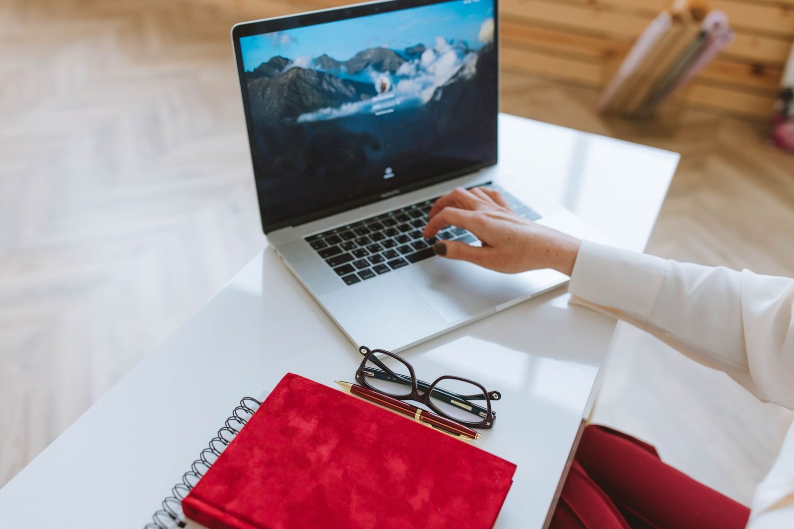 Como fazer currículo para primeiro emprego
