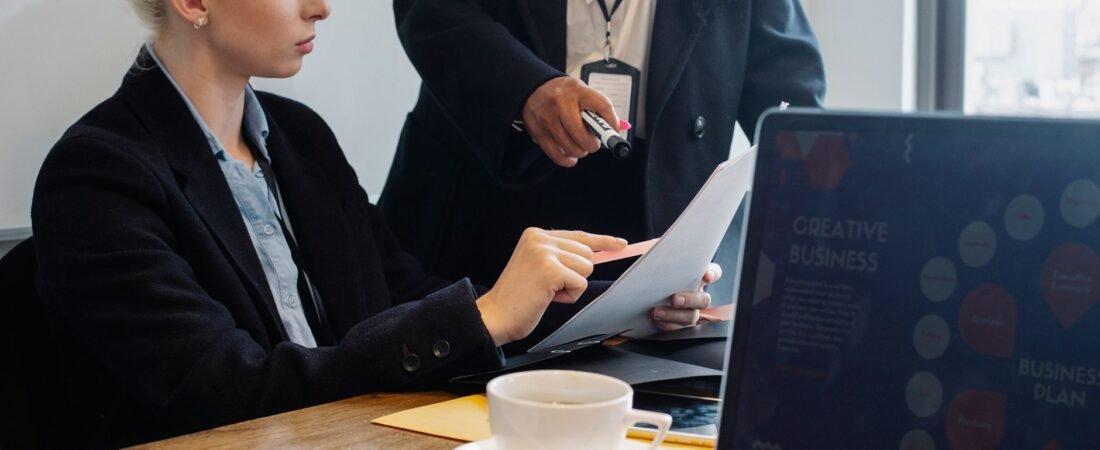 Como montar um portfólio profissional sem experiência: passo a passo e exemplos