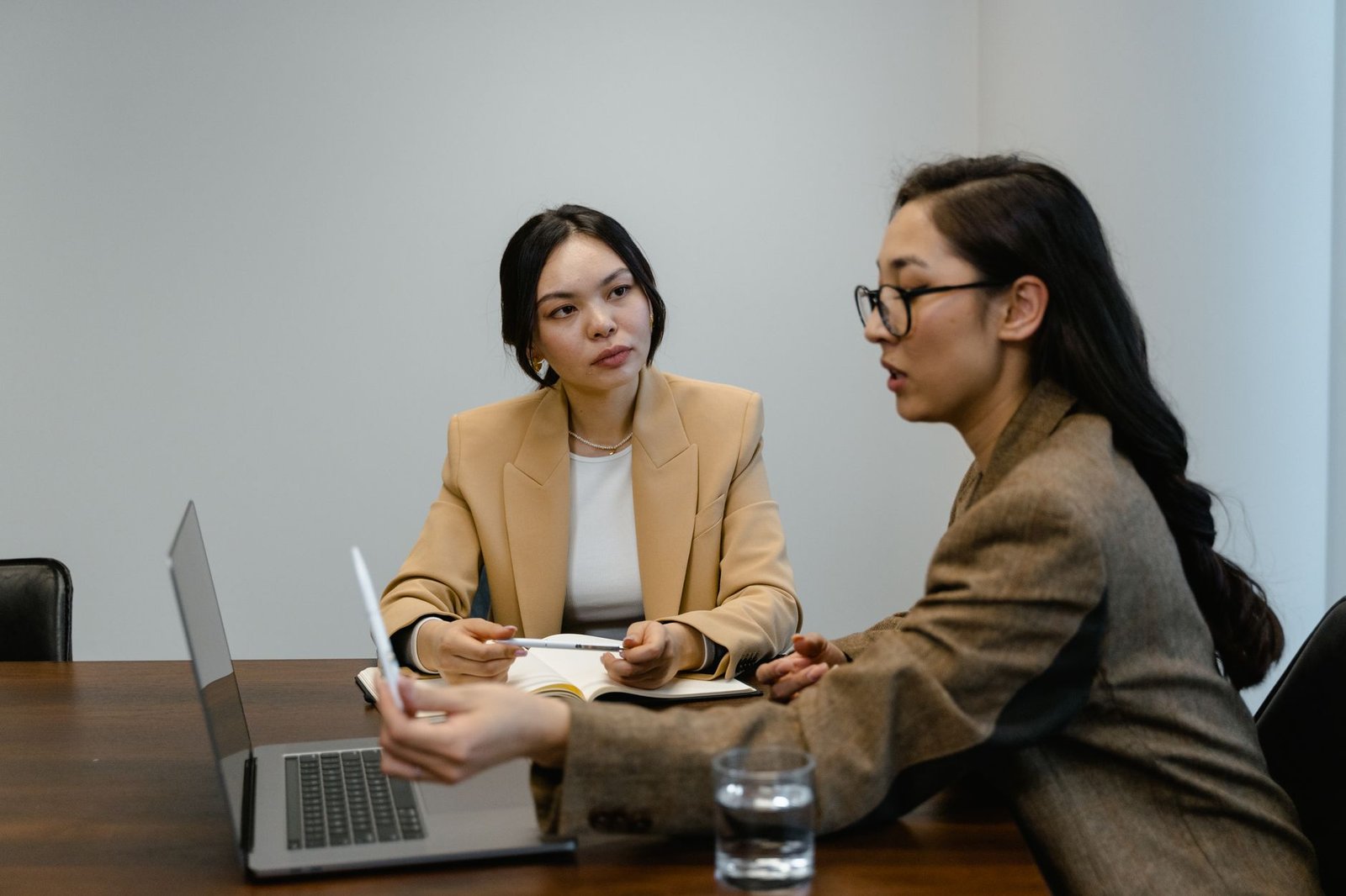 Como se vestir para entrevista de emprego