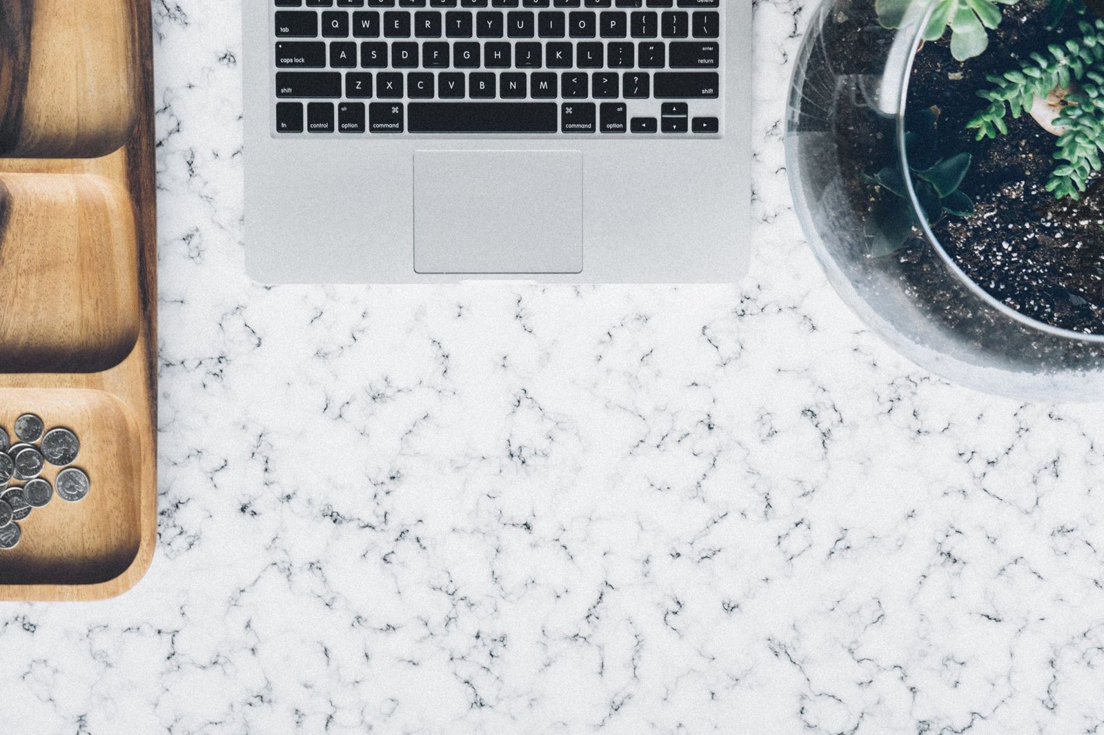 Como se organizar financeiramente durante a busca por emprego